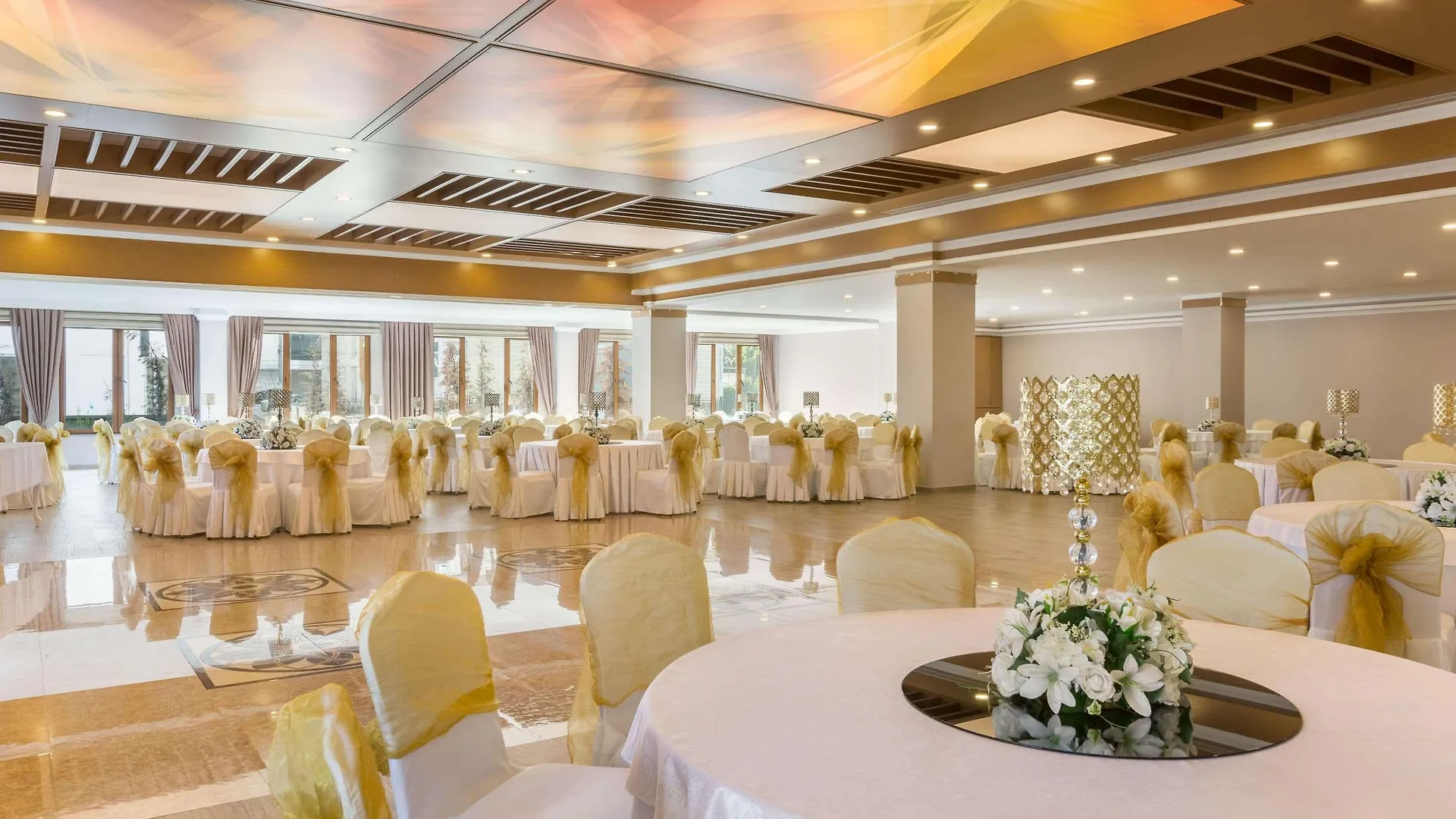 Hotel Ramada Uşak
